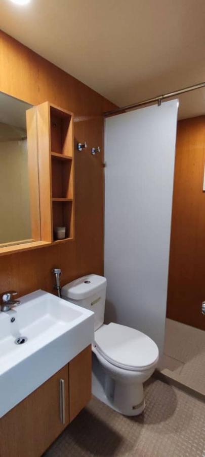 Rf Homestay Nilai Esterno foto
